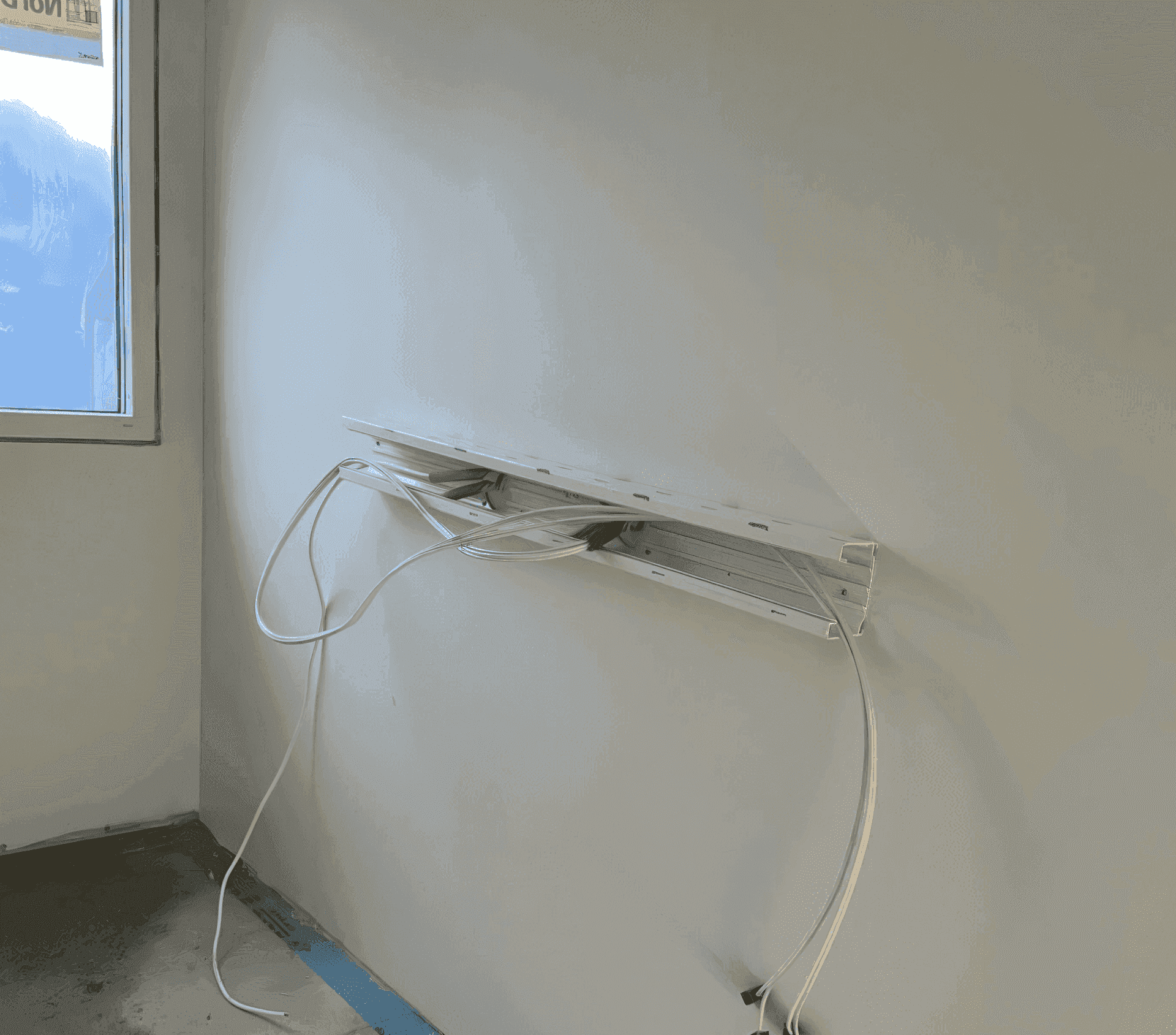 Tele- och fiberinstallation under uppbyggnad